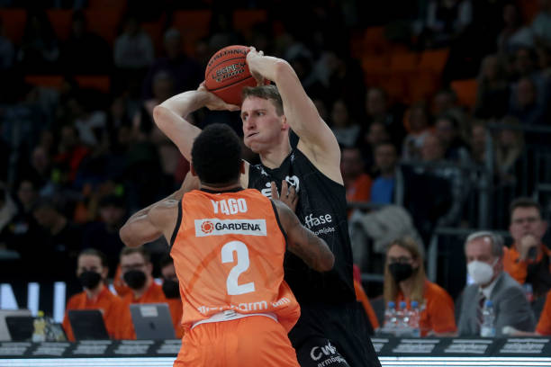 而是永远被 而是永远被