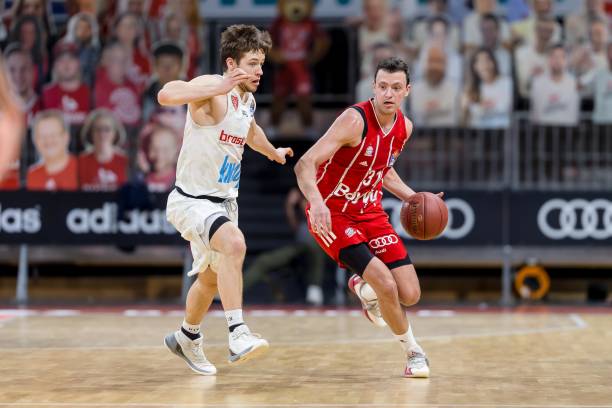 资金结构背 资金结构背